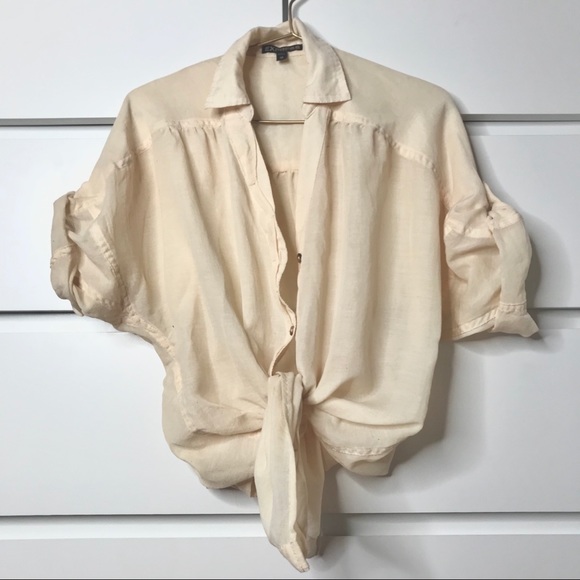 Short Sleeve Blouse - Picture 2 of 6